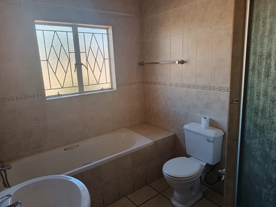 3 Bedroom Property for Sale in Hillcrest Northern Cape
